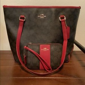 Coach Purse with coin purse .
